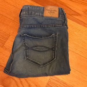 Abercrombie and Fitch super skinny Jean